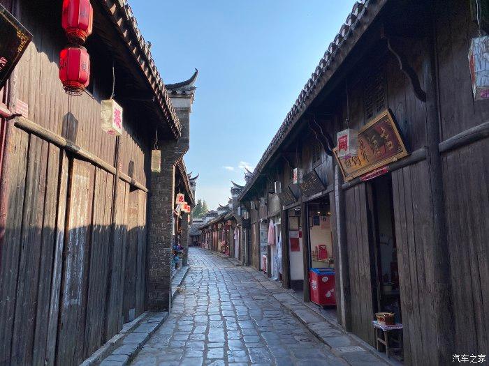 泰坦黎明